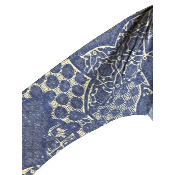 LuLaRoe Randy Baseball Style Tee Size XS Light Gray Purple Beige 3/4 sleeves NWT - Picture 3 of 9